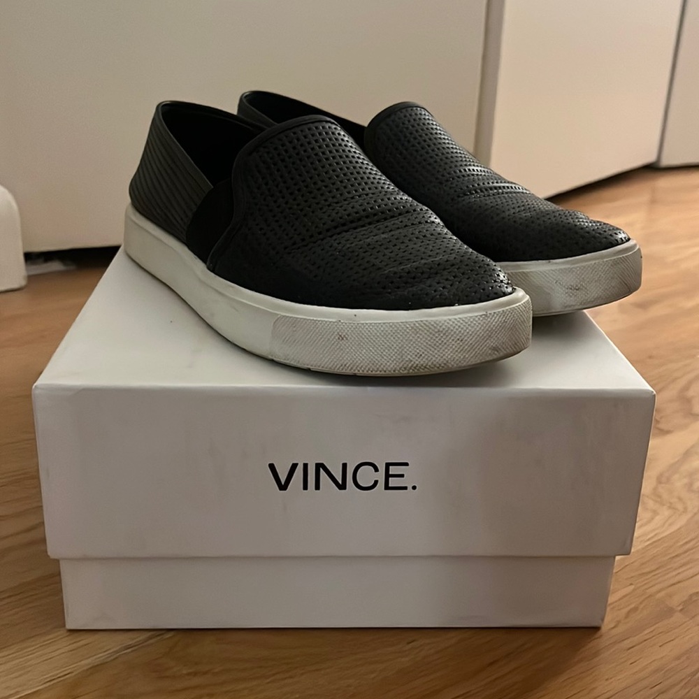 VINCE Blair sneaker size 7